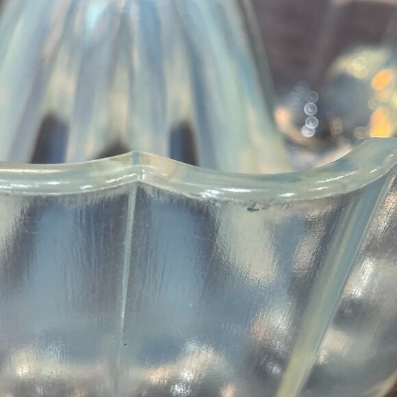 Vintage Opalescent Citrus Reamer — H.C. Fry “Pearl Glass,” c. 1920s - Picture 16 of 16